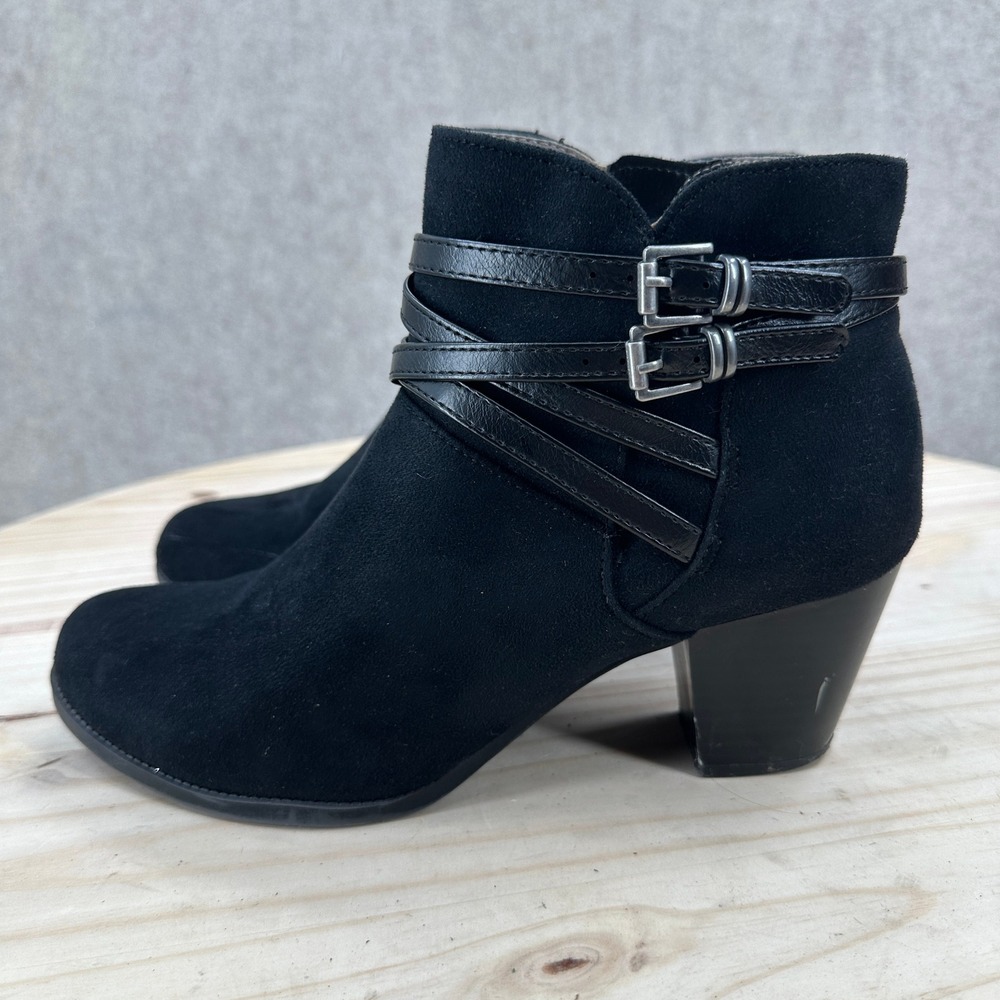 Lifestride‎ 8.5 Faux Suede Buckle Strap Ankle Boots Block Heel Side Zip Booties